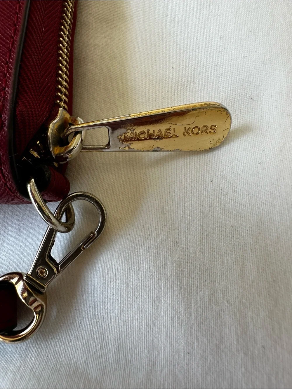 Michael Kors Jet Set Travel  Red Saffiano Leather Zip Around Wristlet Wallet